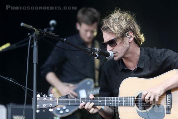 BEN HOWARD - 2015-08-29 - SAINT CLOUD - Domaine National - Grande Scene - 